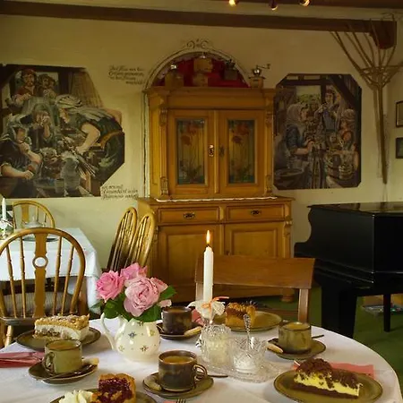 Cafe Alt Willingen Apartment