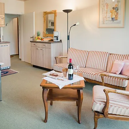 Cafe Alt Willingen Apartment *