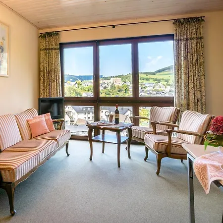 Cafe Alt Willingen Apartment