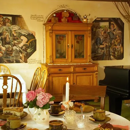 Cafe Alt Willingen Apartment