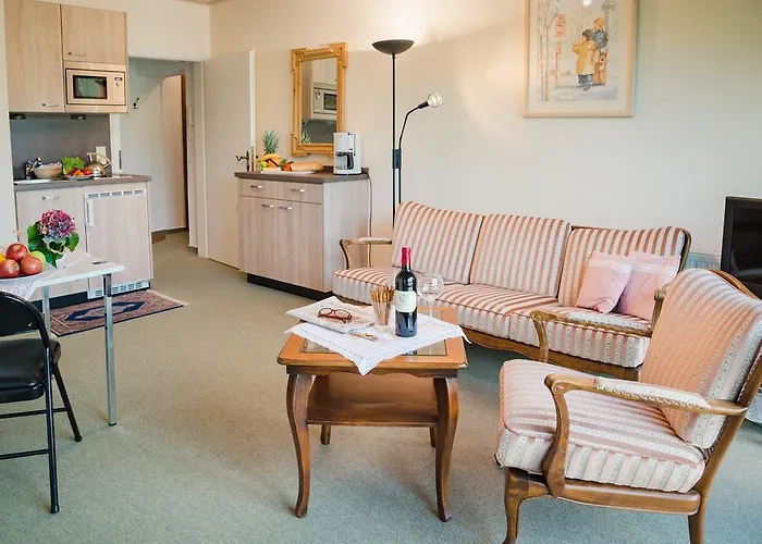 Cafe Alt Апартаменты *